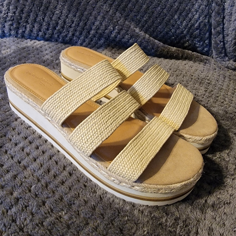Universal Thread women's espadrille sandals